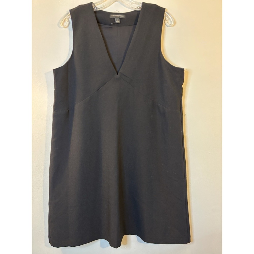 BANANA REPUBLIC Black V Neck Sleeveless Dress 14 LBD Office Work